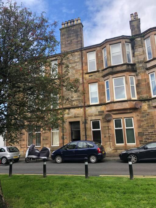 Beautiful Traditional Flat In The Center Of Largs. Buitenkant foto